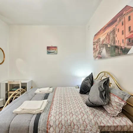 Living Venice Guest house Mestre
